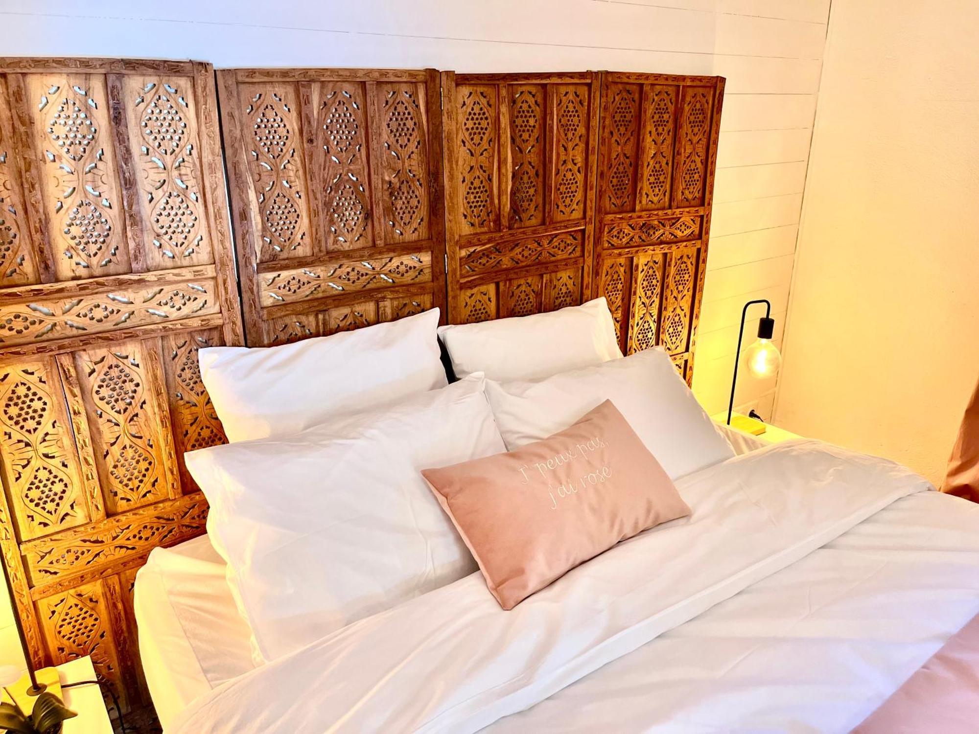 Domaine Colibri En Provence Hotell Pujaut Exteriör bild